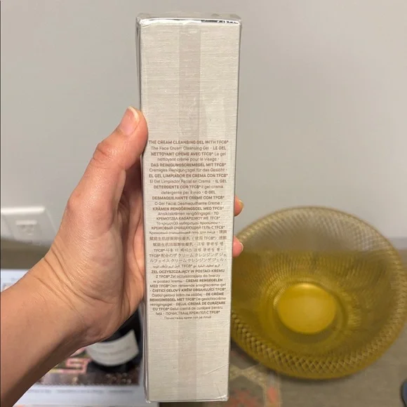 Augustinus Bader Cream Cleansing Gel - White - Picture 4 of 4